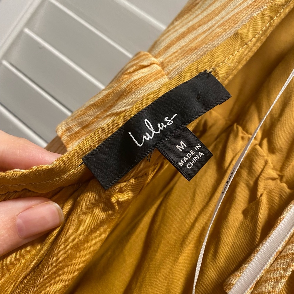 Lulu's Yellow Halter Mini Sundress - Picture 4 of 4